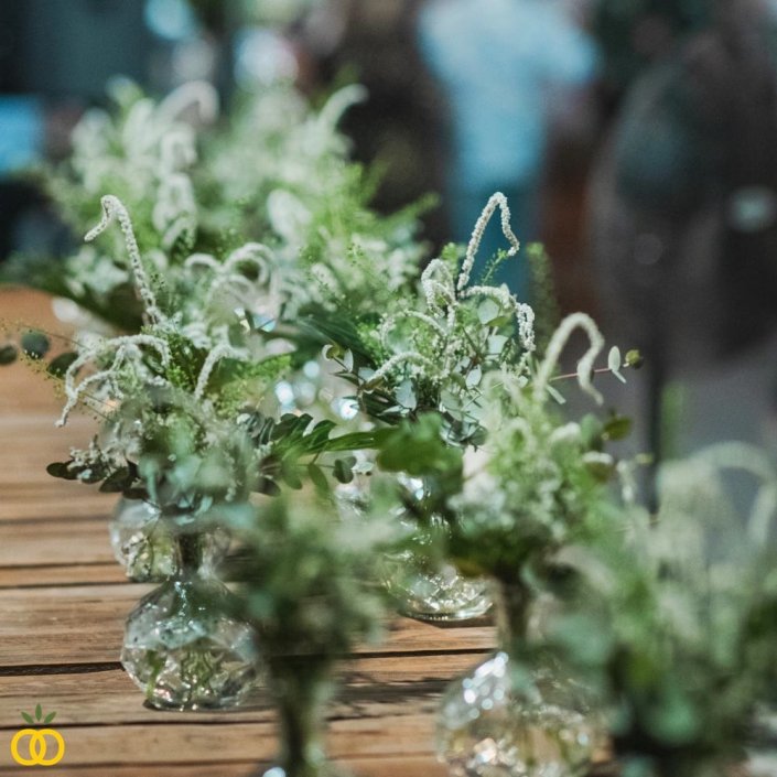 עיצובי פרחים לחתונה בטבע